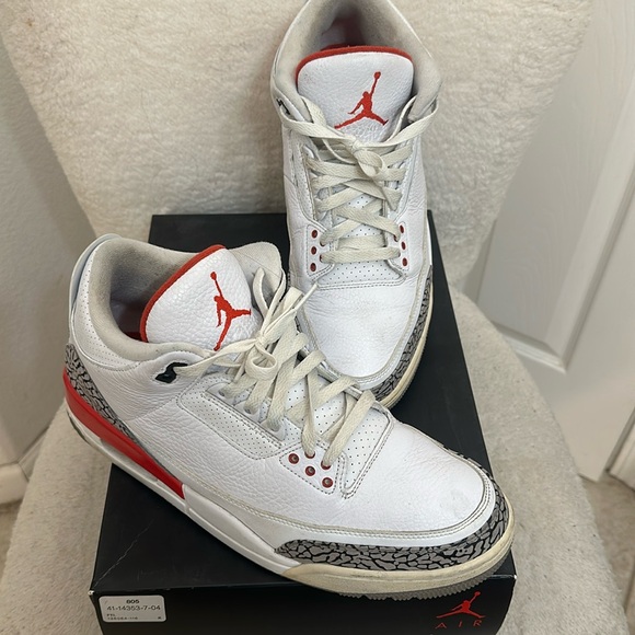 Jordan 3 Fire red(2022) size 12. Gently worn just dated. - Picture 1 of 12
